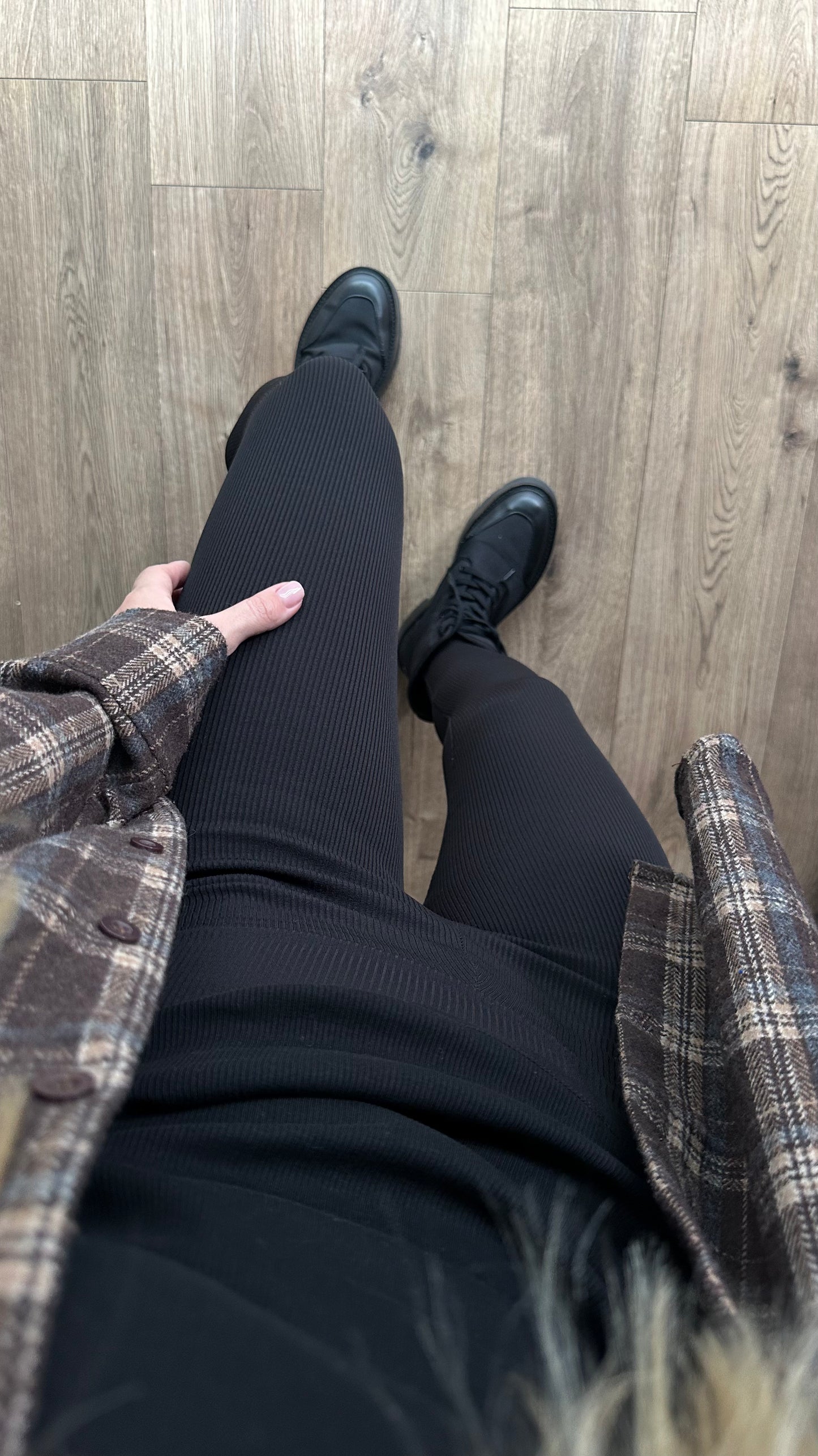 ☝🏻Na wzrost do 162 cm. Uwaga❗️zaniżona rozmiarówka. Legginsy ocieplane prążkowane na fleece.
