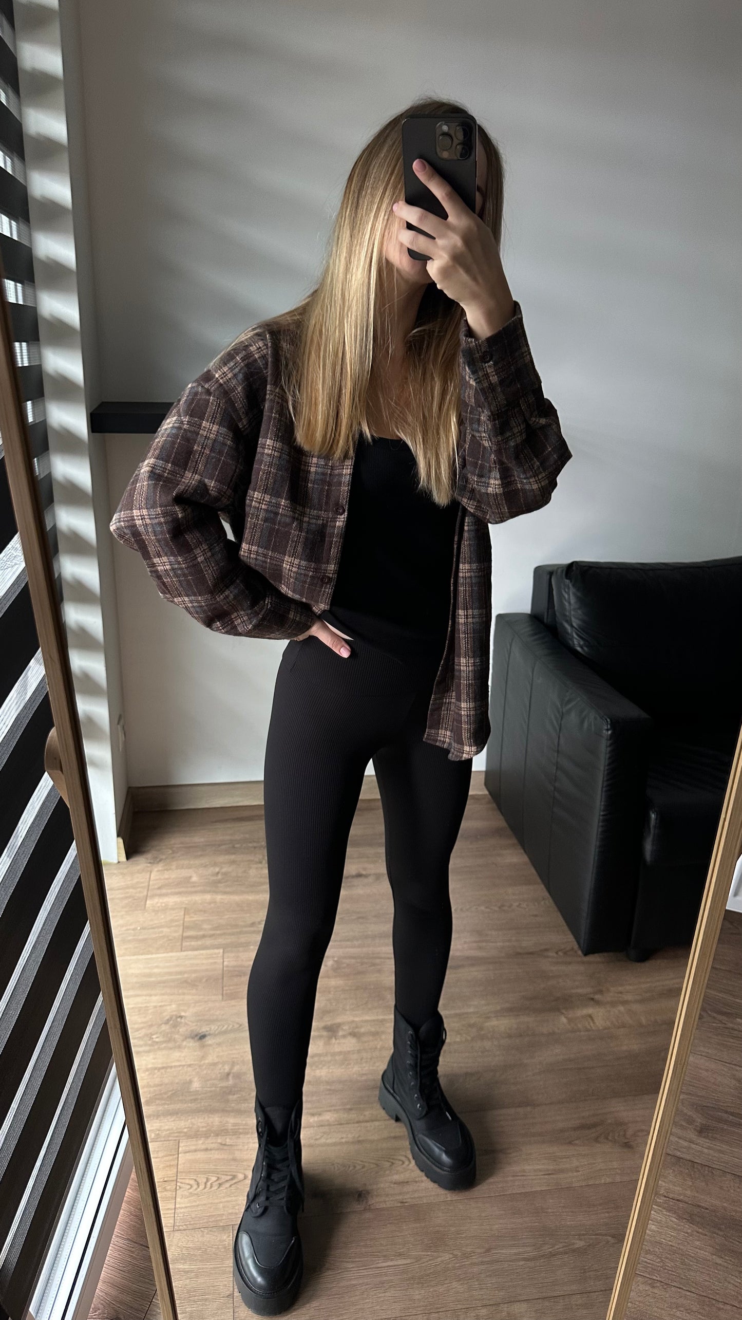 ☝🏻Na wzrost do 162 cm. Uwaga❗️zaniżona rozmiarówka. Legginsy ocieplane prążkowane na fleece.