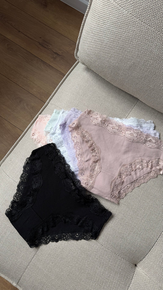 Slipy 🤍95% bawełna