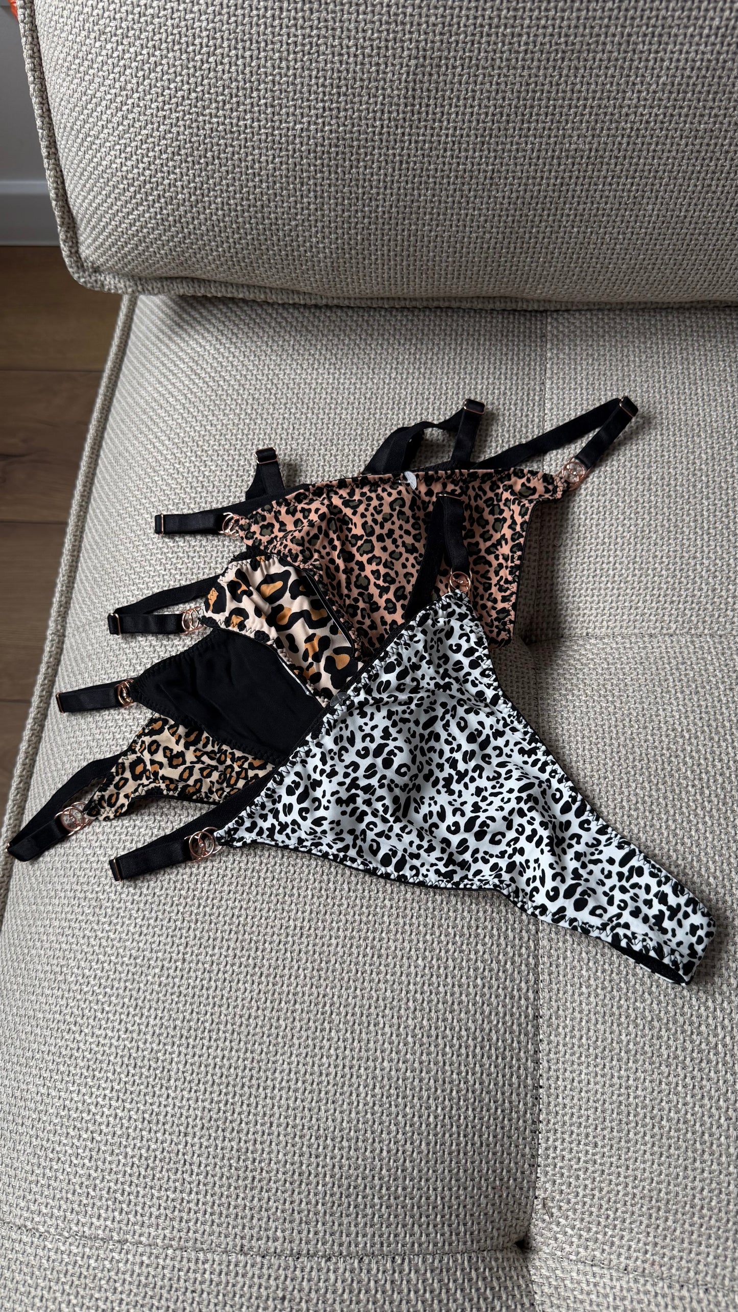 Stringi damskie