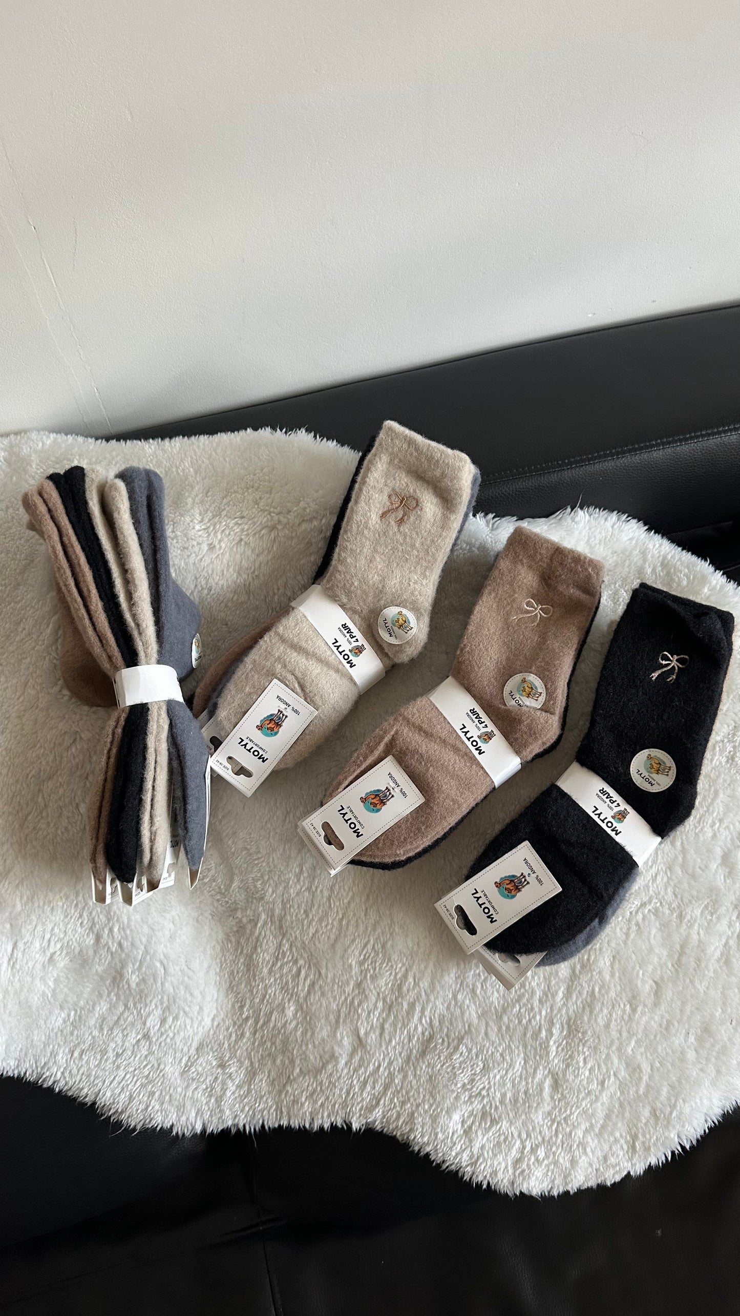 Super - Ciepłe, wysokie skarpety – zestaw 4 pary. 100% ANGORA