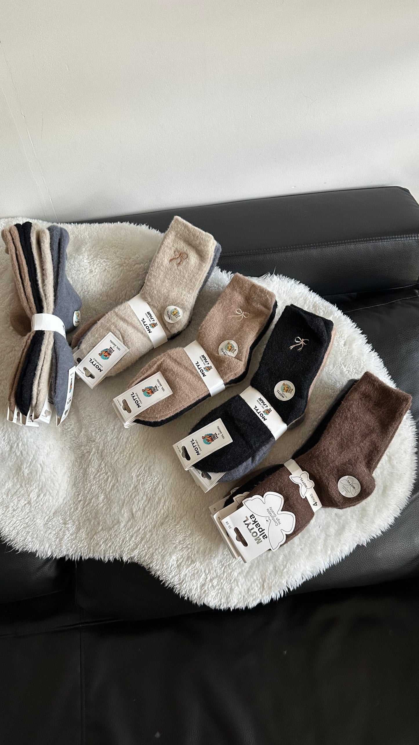 Super - Ciepłe, wysokie skarpety – zestaw 4 pary. 100% ANGORA