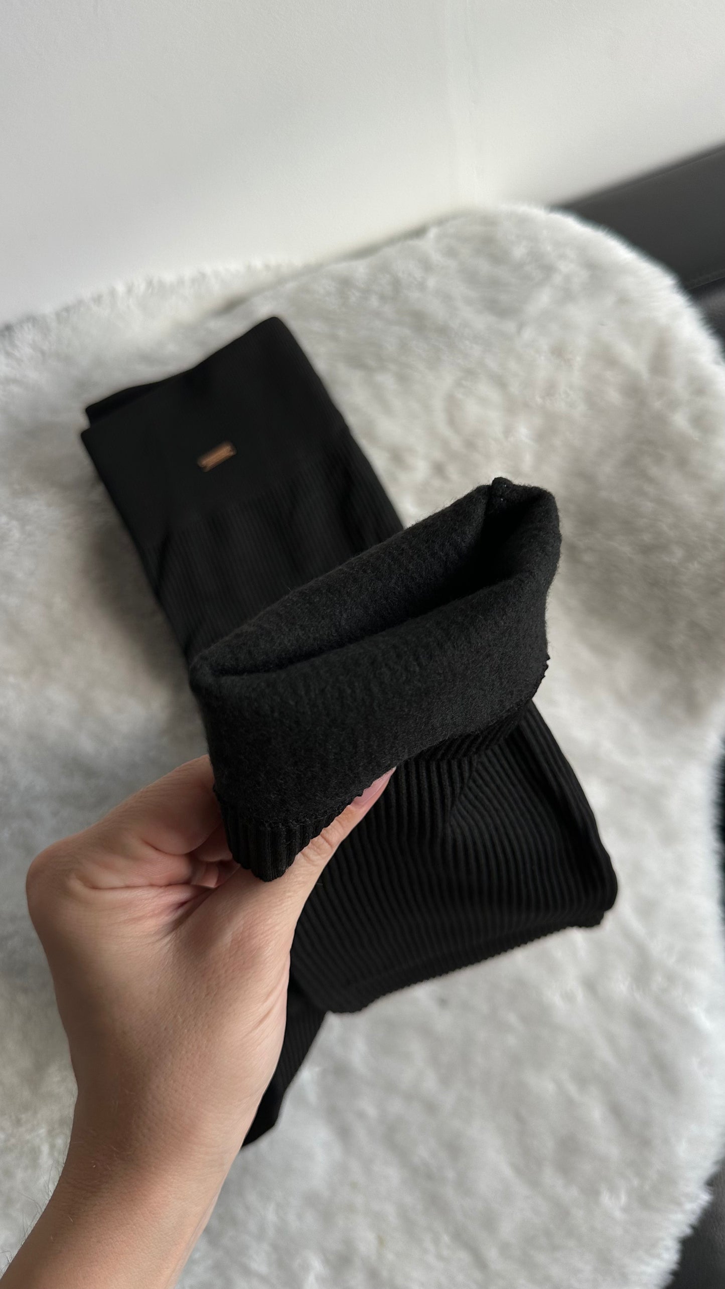 Ciepłe BEZSZWOWE legginsy z szerokim paskiem. Na wzrost do 173 cm