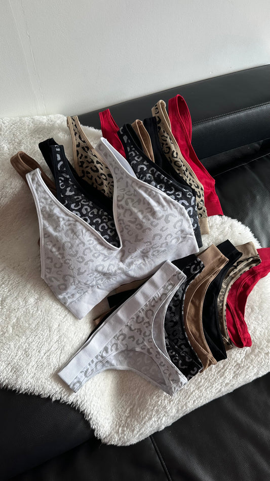 Zestaw Top & Stringi